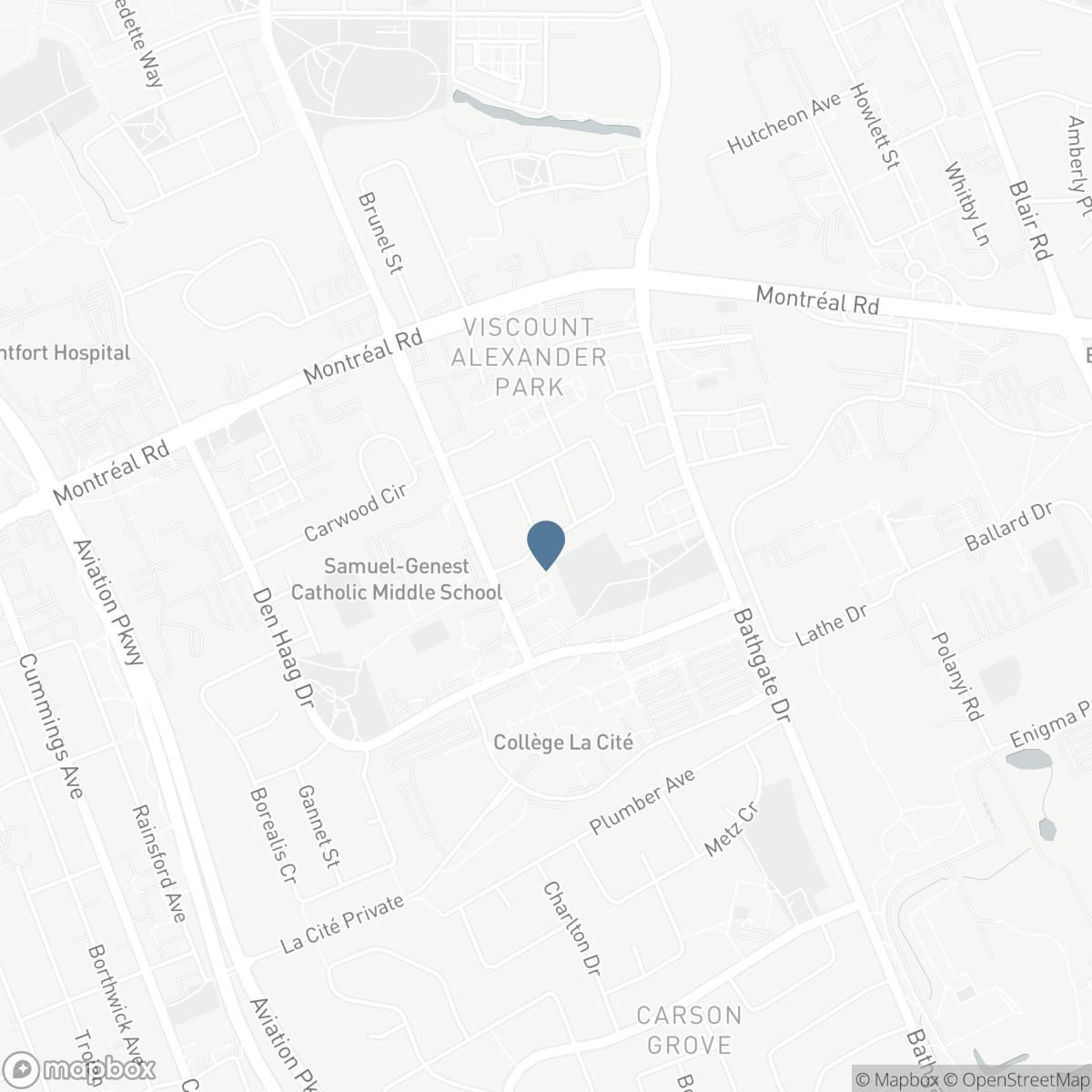 898 CHARLESWOOD AVENUE, Ottawa, Ontario K1K 0W3